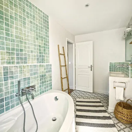 La Les Petits Gardons 4*