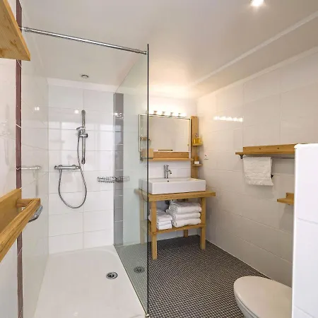 La Les Petits Gardons 4* Castillon-du-Gard