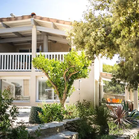 La Les Petits Gardons Gasthuis 4*